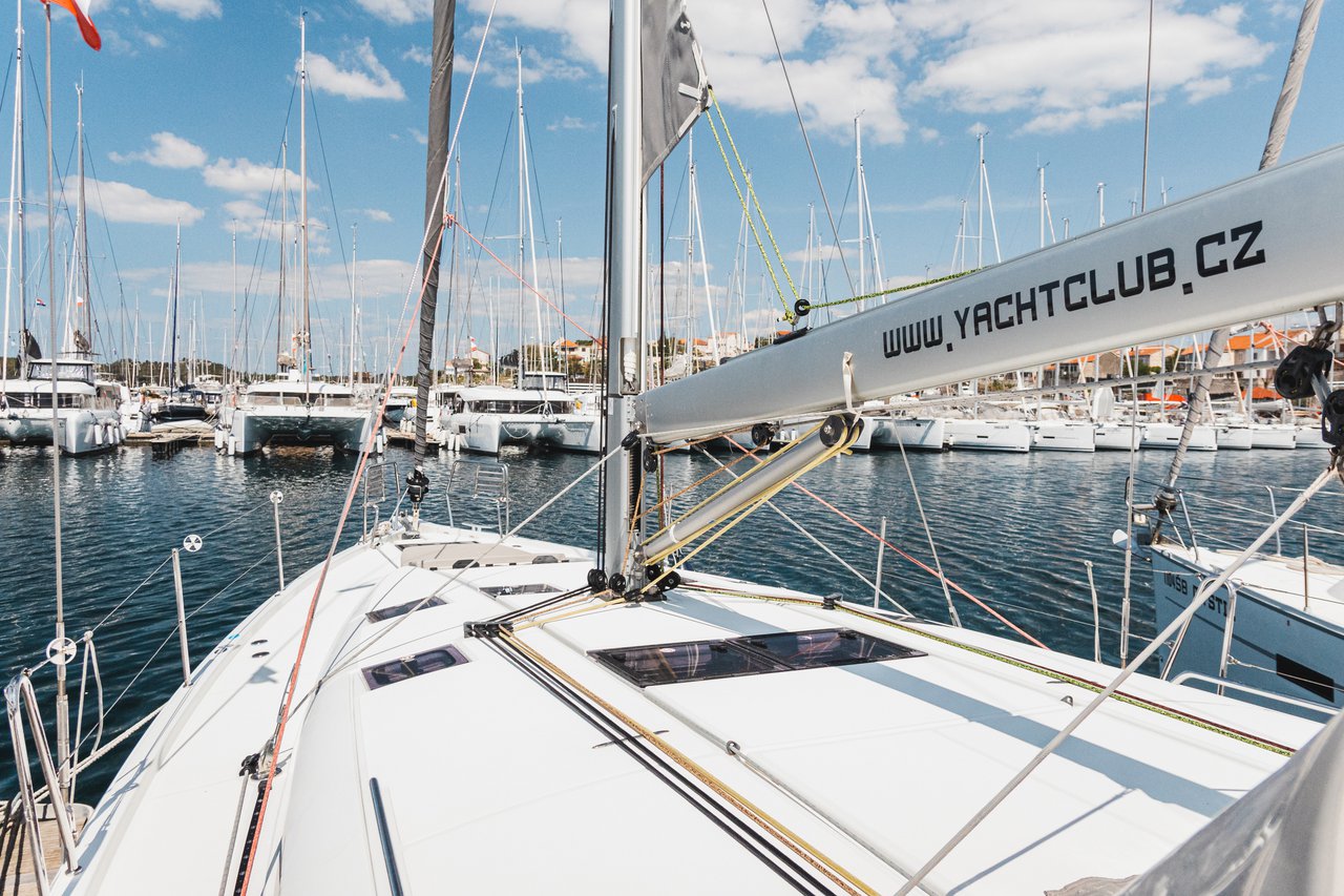 Photo #6 - Sun Odyssey 490 - 5 + 1 cab. (Nonna) en Sibenik - 38376
