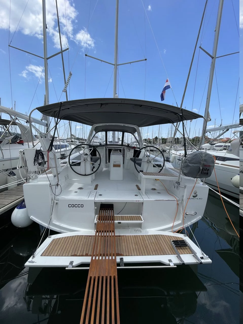 Oceanis 38.1 (Cocco)  - 2
