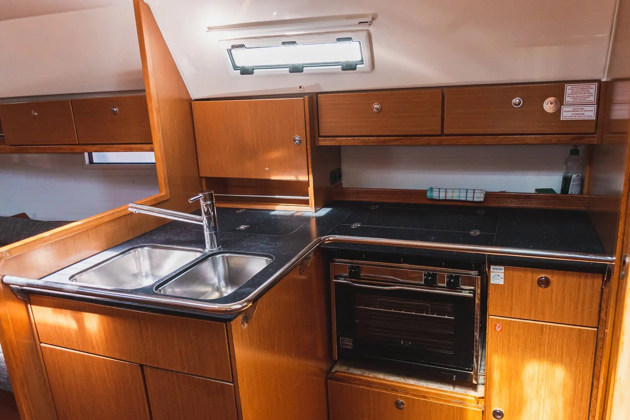 Bavaria 36 Cruiser (Mystic)  - 7