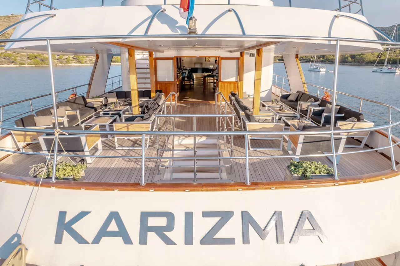 Karizma (Karizma)  - 12