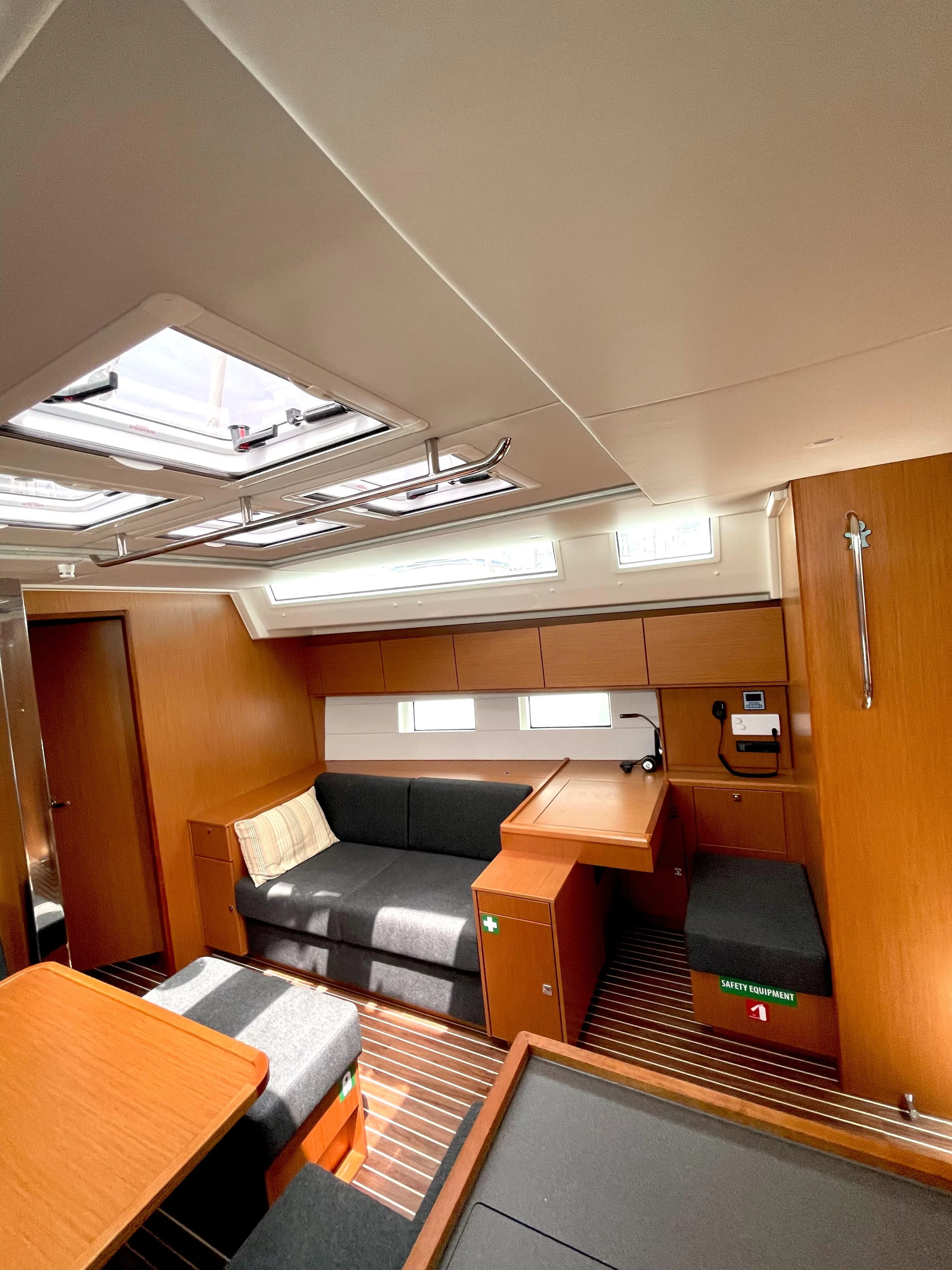 Bavaria C50 Holiday - 5 cab. (Hangover)  - 7