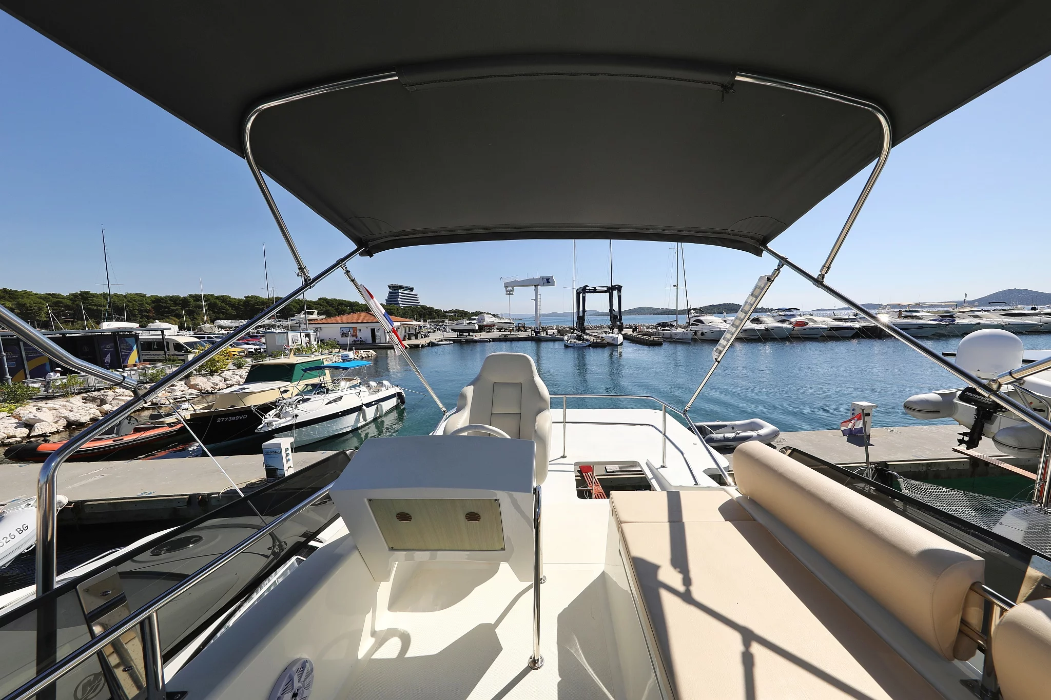 Futura 40 Grand Horizon (Batu)  - 9