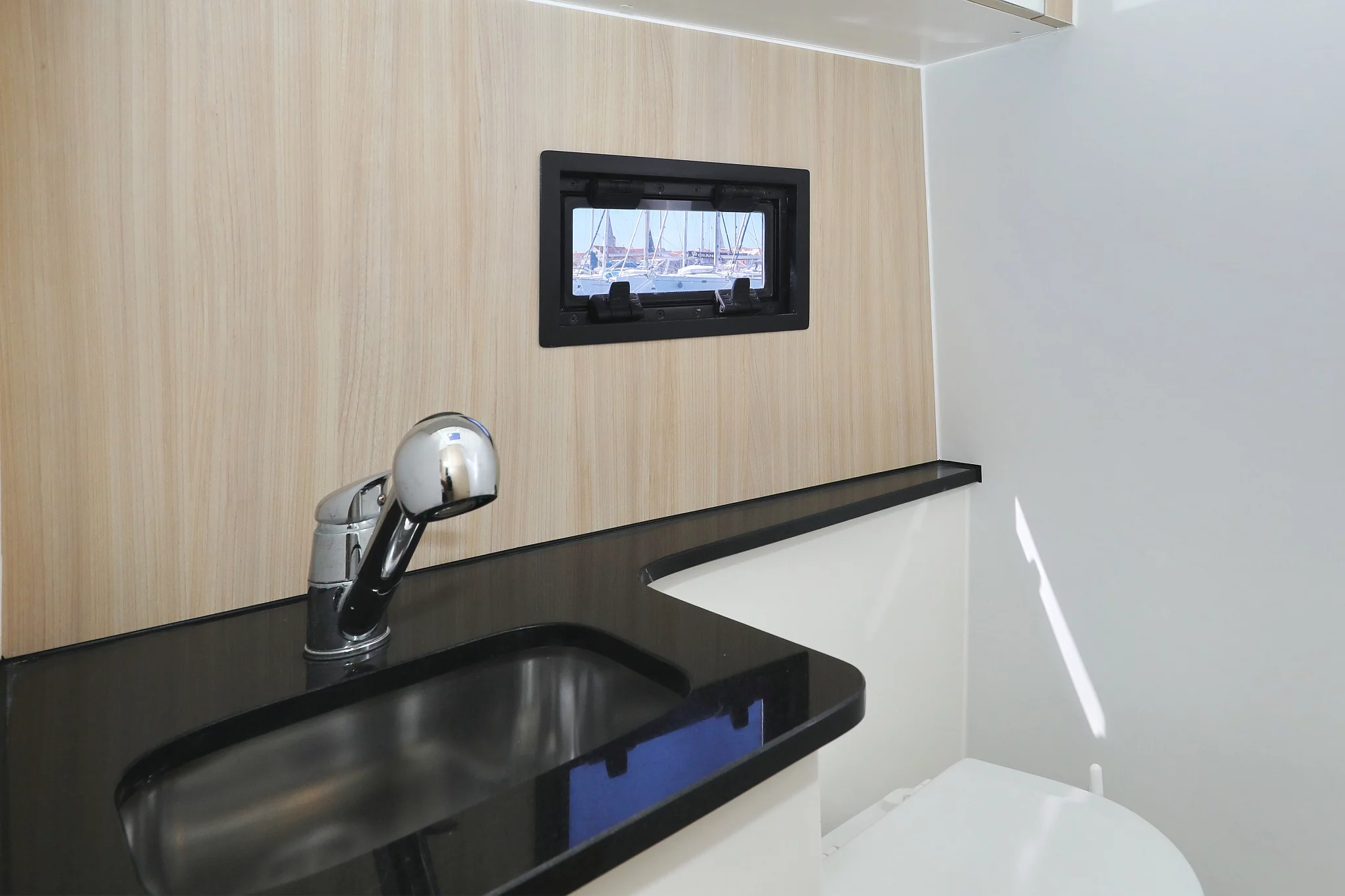 Futura 40 Grand Horizon (Batu)  - 35