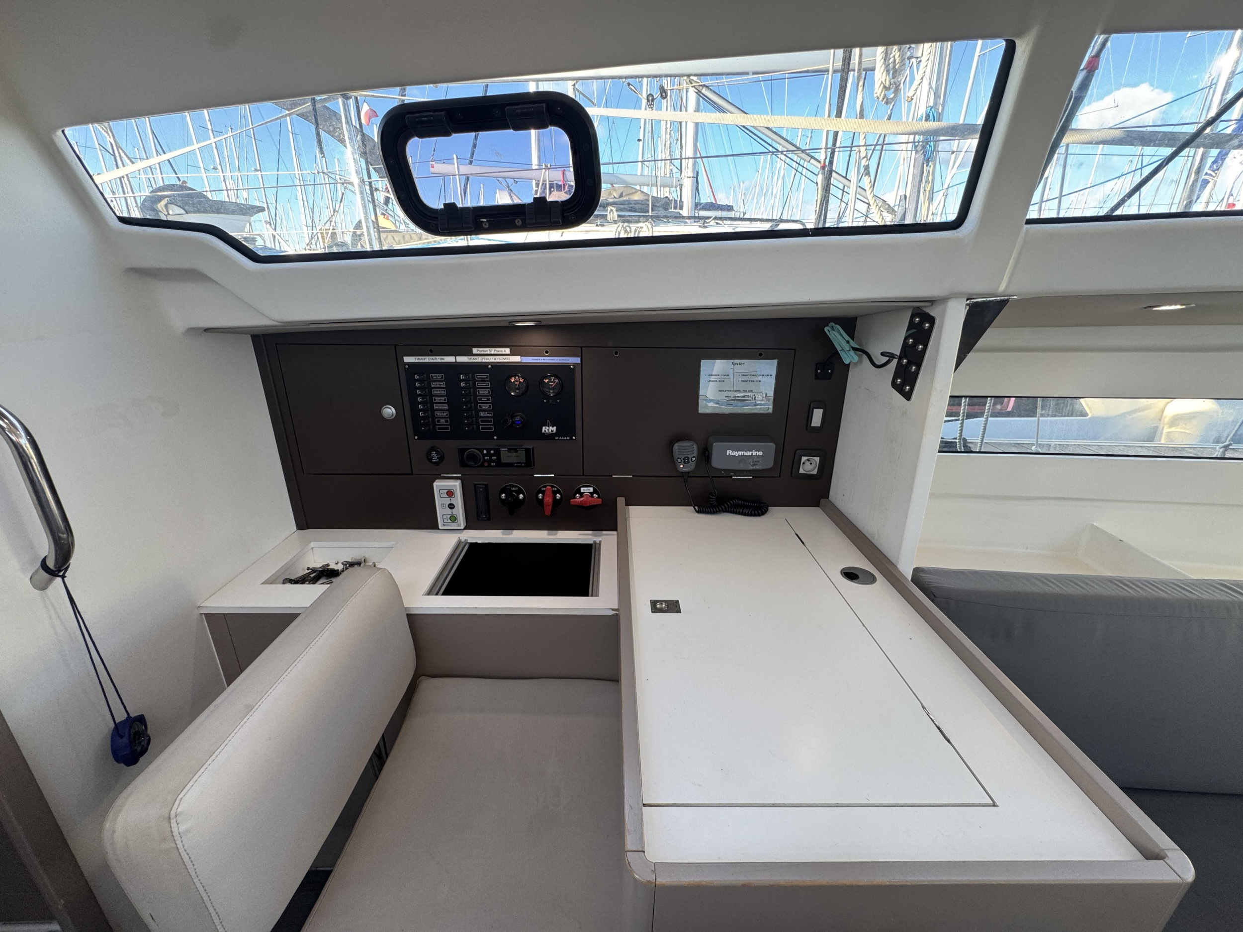 RM 1070 — photo 12