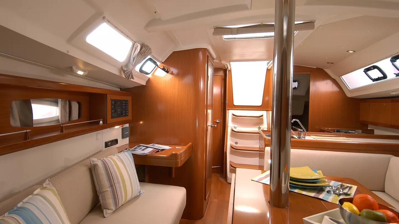 Photo #4 - Oceanis 34 (Tayrona) in La Rochelle - 38440