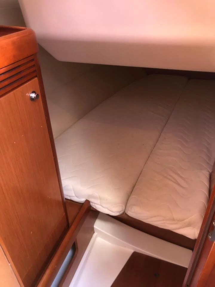 Oceanis 34 (Tayrona)  - 6