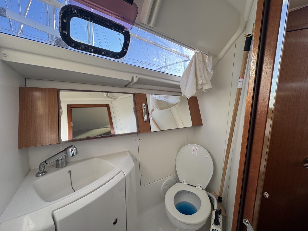 Oceanis 34 — photo 11