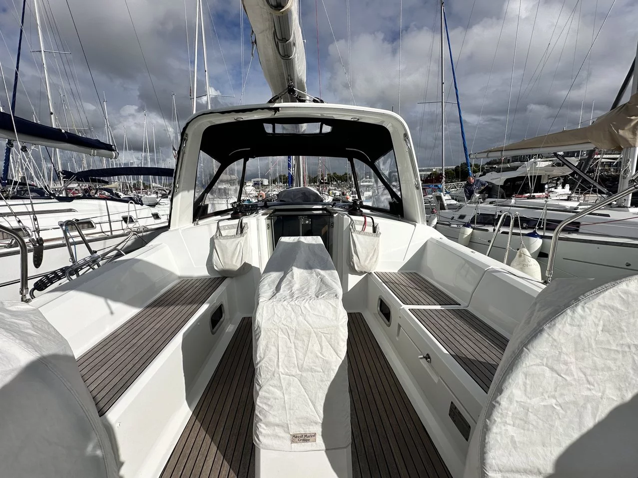 Oceanis 38.1 (Delfino)  - 4