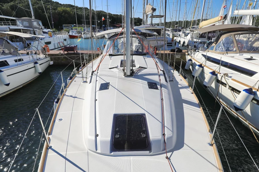Sun Odyssey 449 (Canne Bleue)  - 7