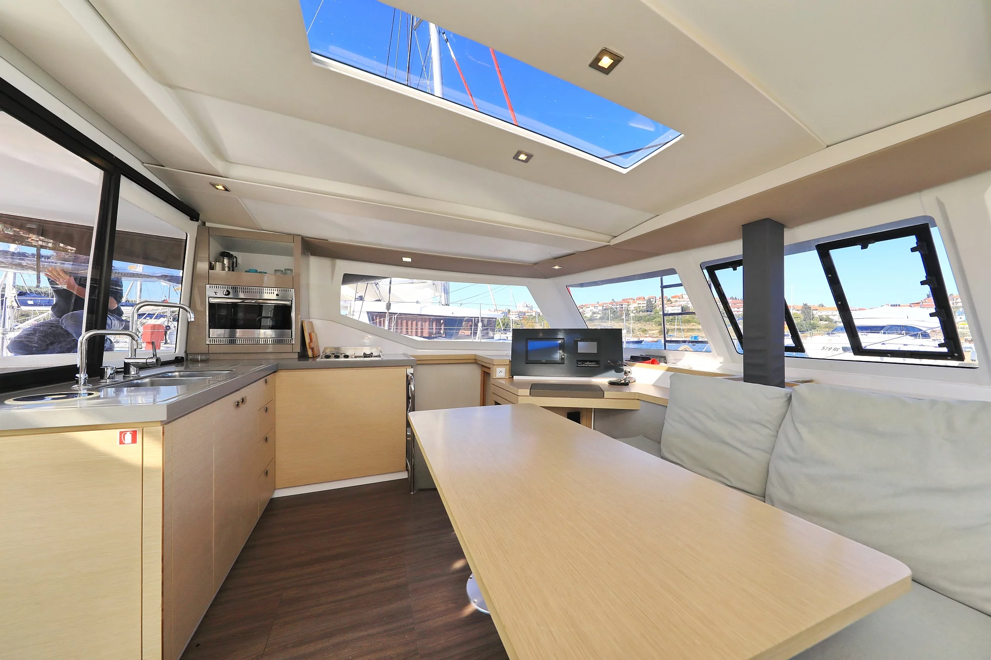 Fountaine Pajot Lucia 40 - 3 cab. (Floreanne)  - 11