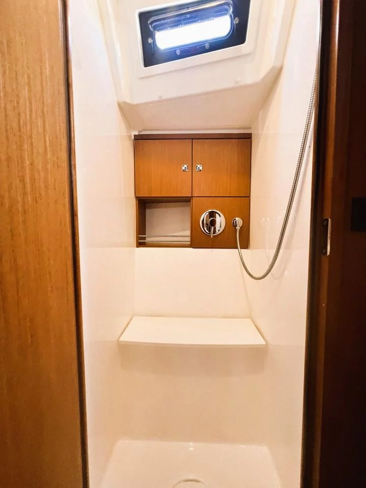 Bavaria Cruiser 46 - 4 cab. (Summer Breeze)  - 28