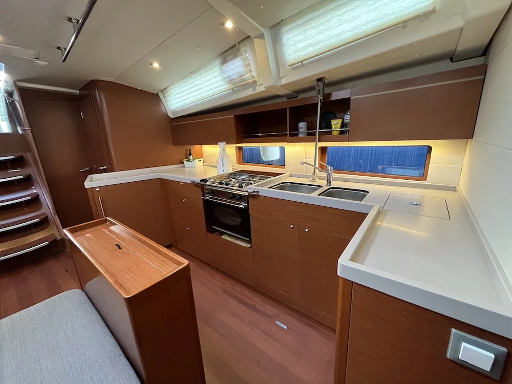 Oceanis 46.1 (Marilyn)  - 6