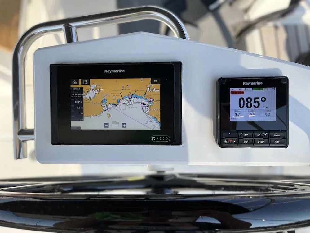 Oceanis 46.1 (Marilyn)  - 12
