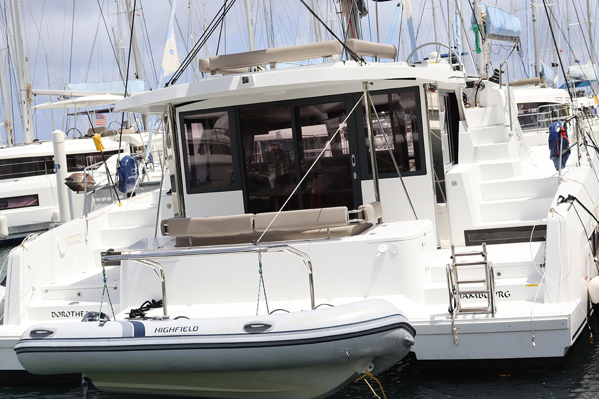 Photo #5 - Bali 4.2 OW (Dorothea) en Nanny Cay - 38474