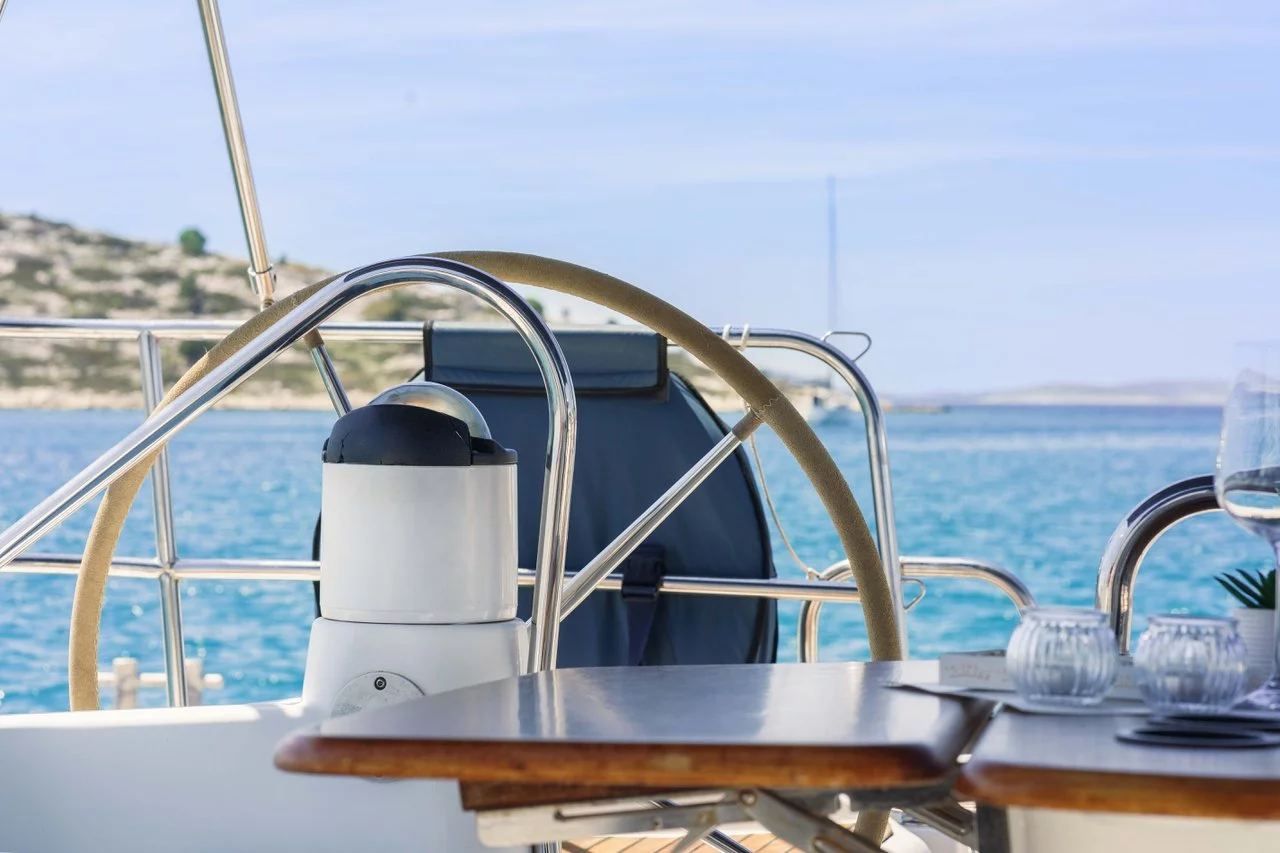 Sun Odyssey 42i (Ema)  - 18