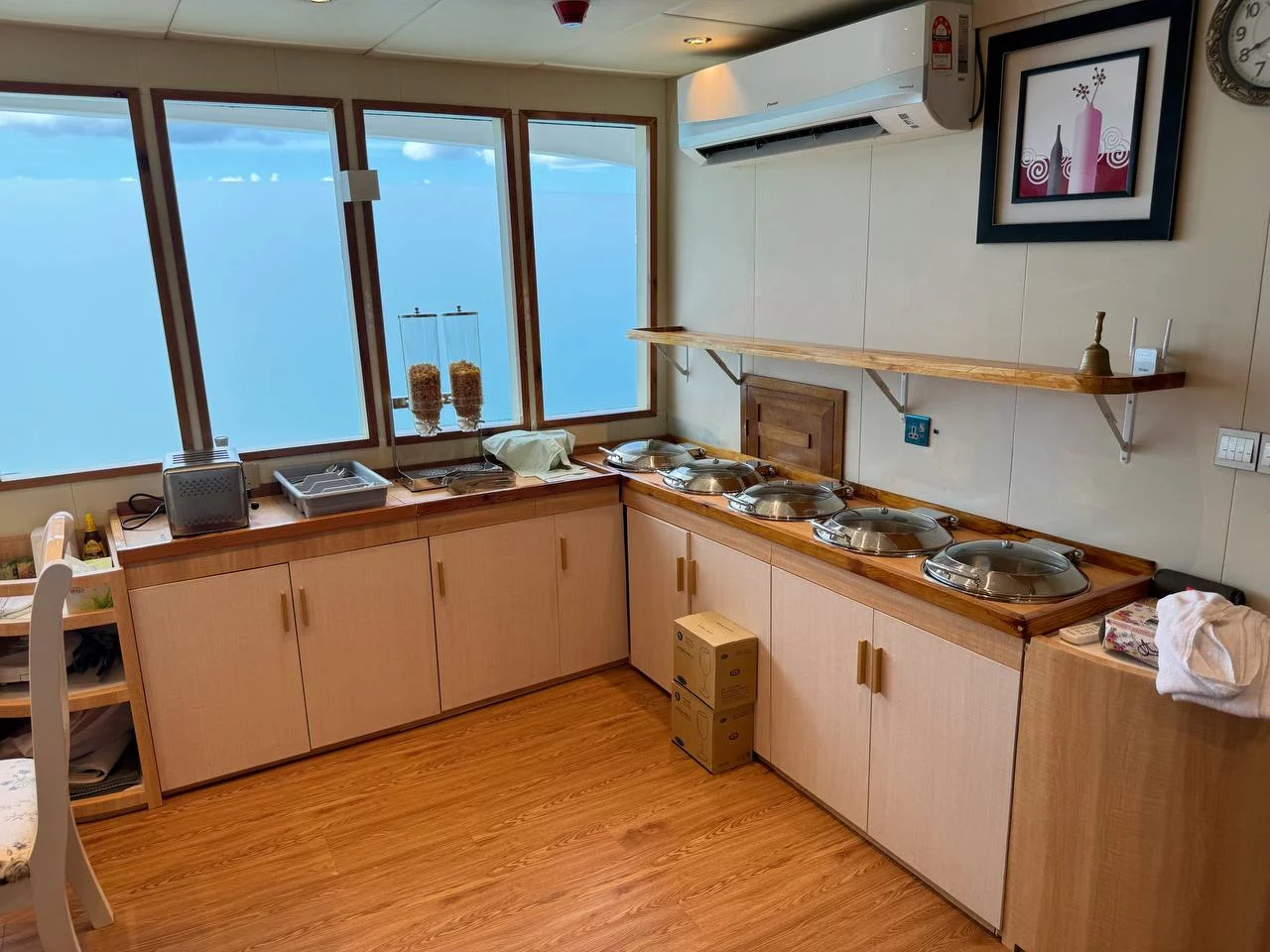 North Seven (North Seven Liveaboard)  - 17