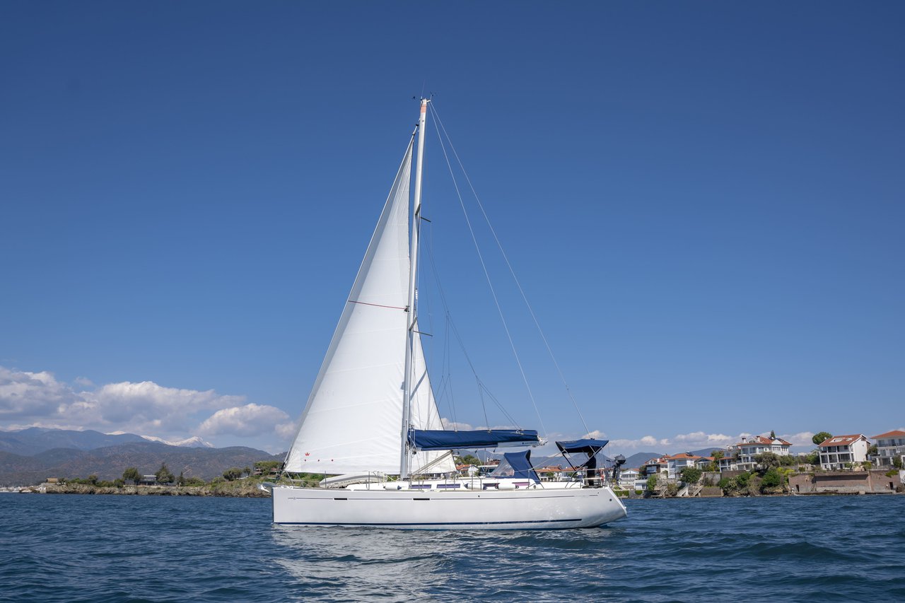 Photo #1 - Dufour 425 GL (Esen Mila) en Fethiye - 38565