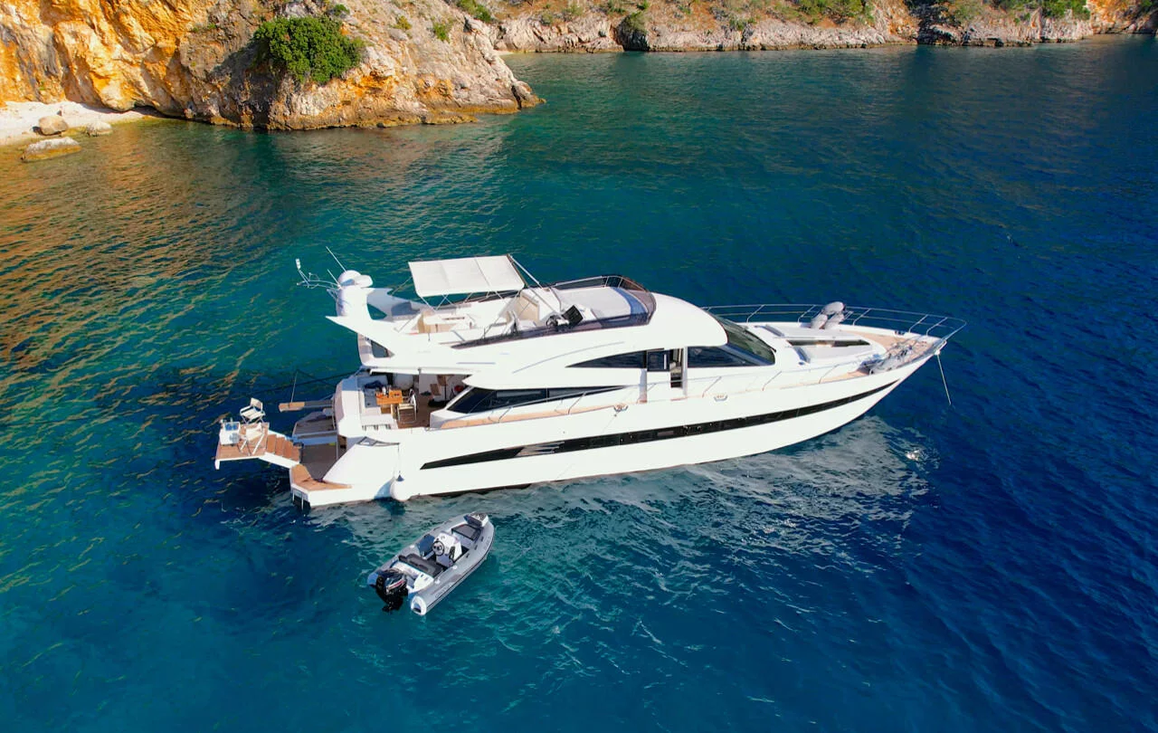 Galeon 640 Fly (Bella Zio)  - 0