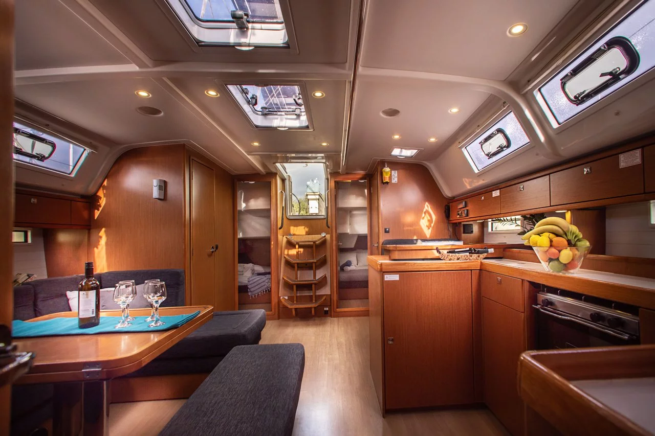 Bavaria Cruiser 51 (Philoctetes)  - 4
