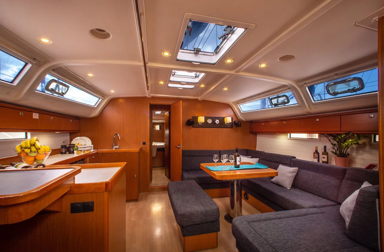 Bavaria Cruiser 51 (Philoctetes)  - 5
