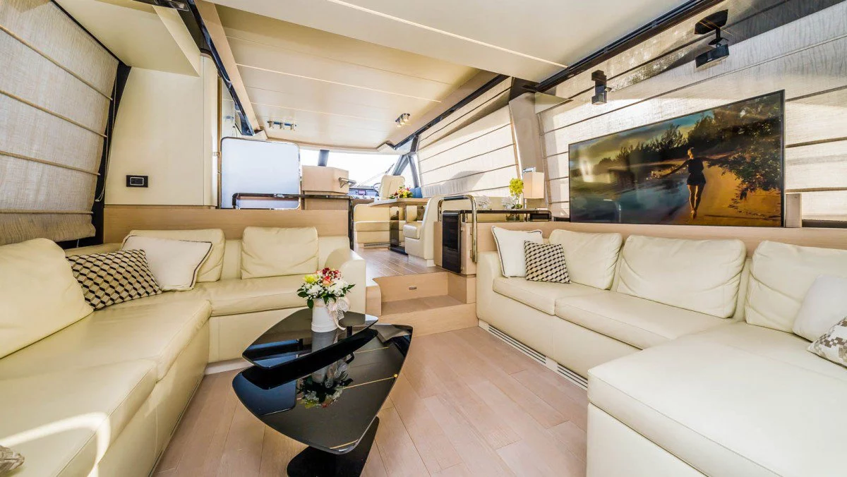 Azimut 66 - 4 + 1 cab. (MY My Karat II)  - 25