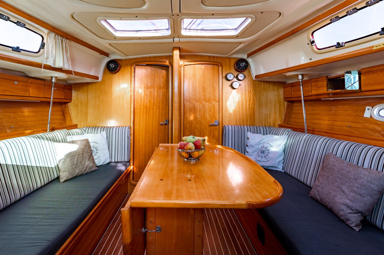 Photo #10 - Bavaria 37 Cruiser (Funky) in Krk - 38657