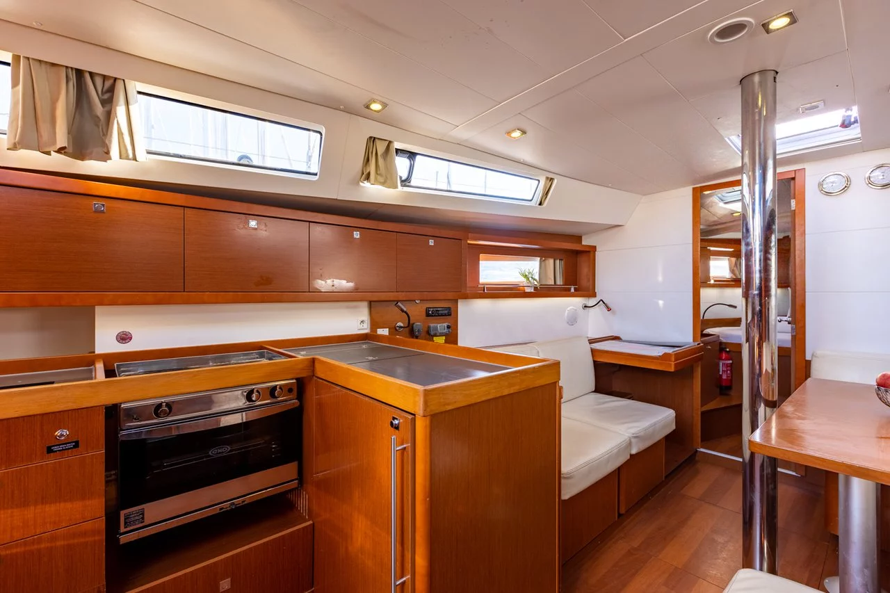 Oceanis 41.1 (Buddy)  - 8