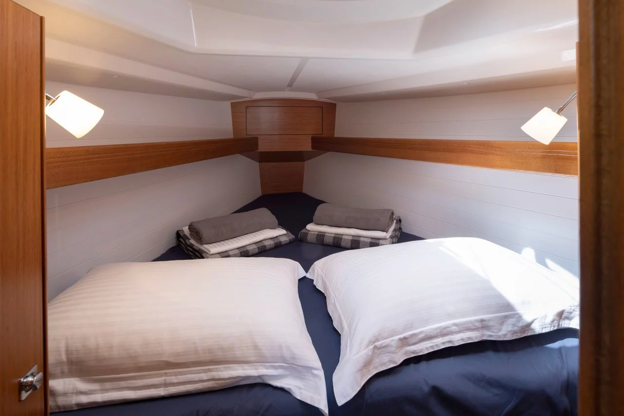 Bavaria Cruiser 34 - 2 cab. (Nikitas)  - 14