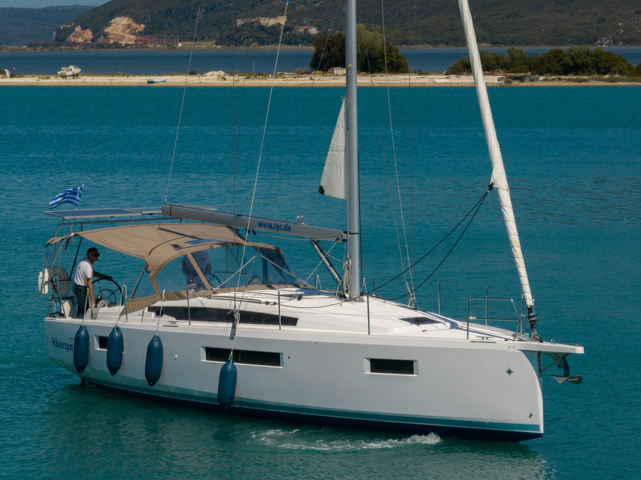 Photo #3 - Sun Odyssey 410 - 3 cab. (Elektra) in Lefkada - 38711