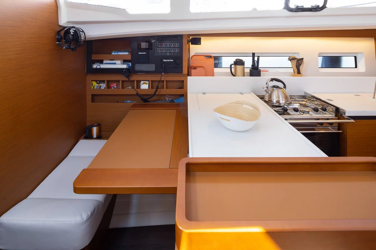 Sun Odyssey 440 (Asteri)  - 13