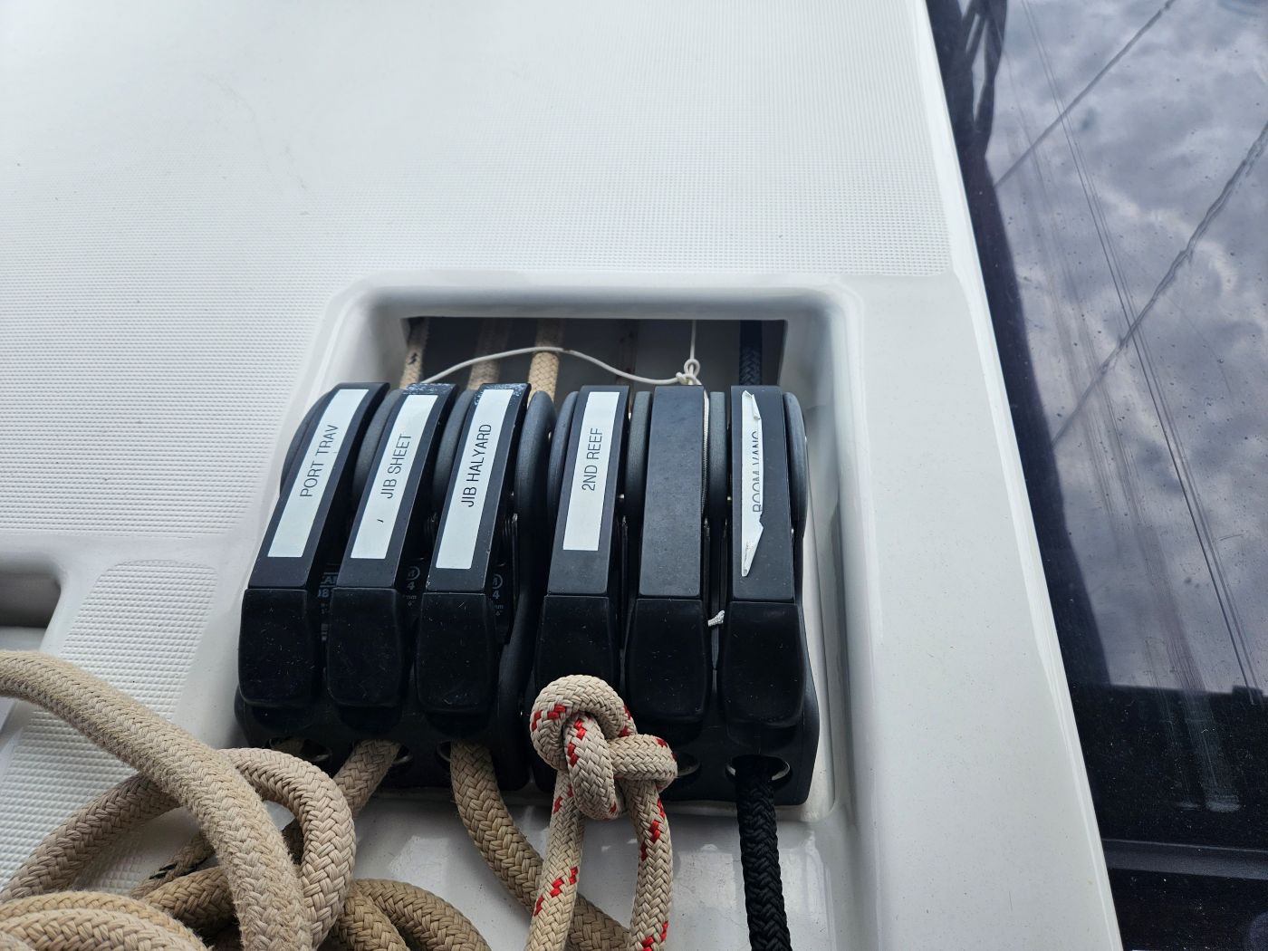 Dufour 430 — photo 6