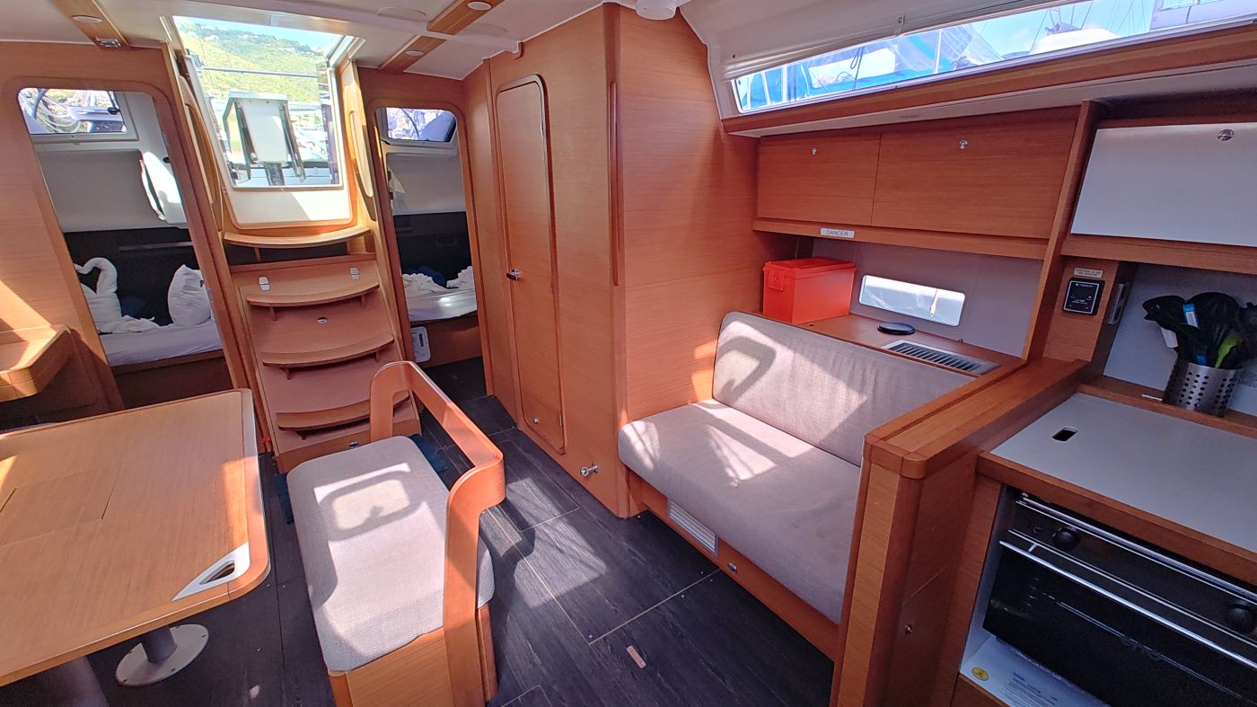 Dufour 430 — photo 12