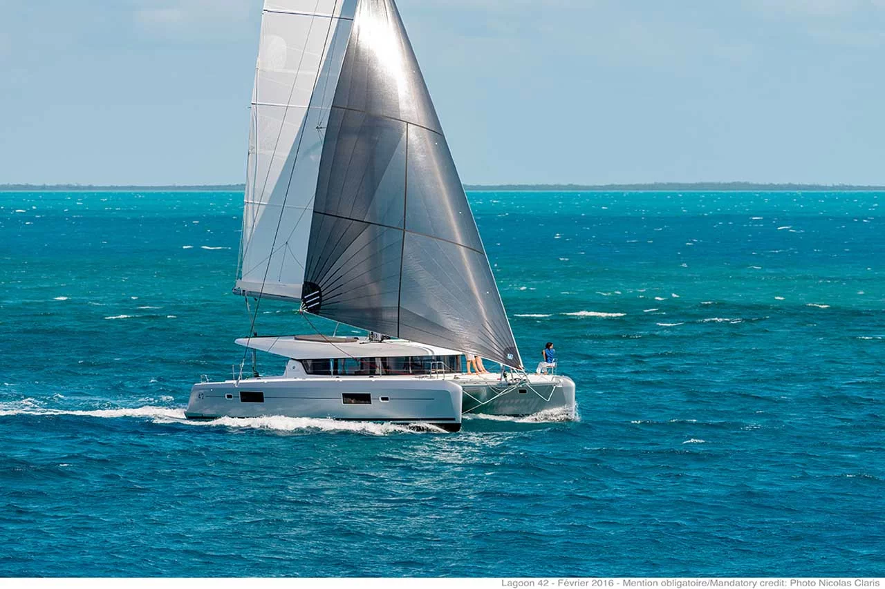 Lagoon 42 - 4 + 1 cab. (Solaris)  - 3