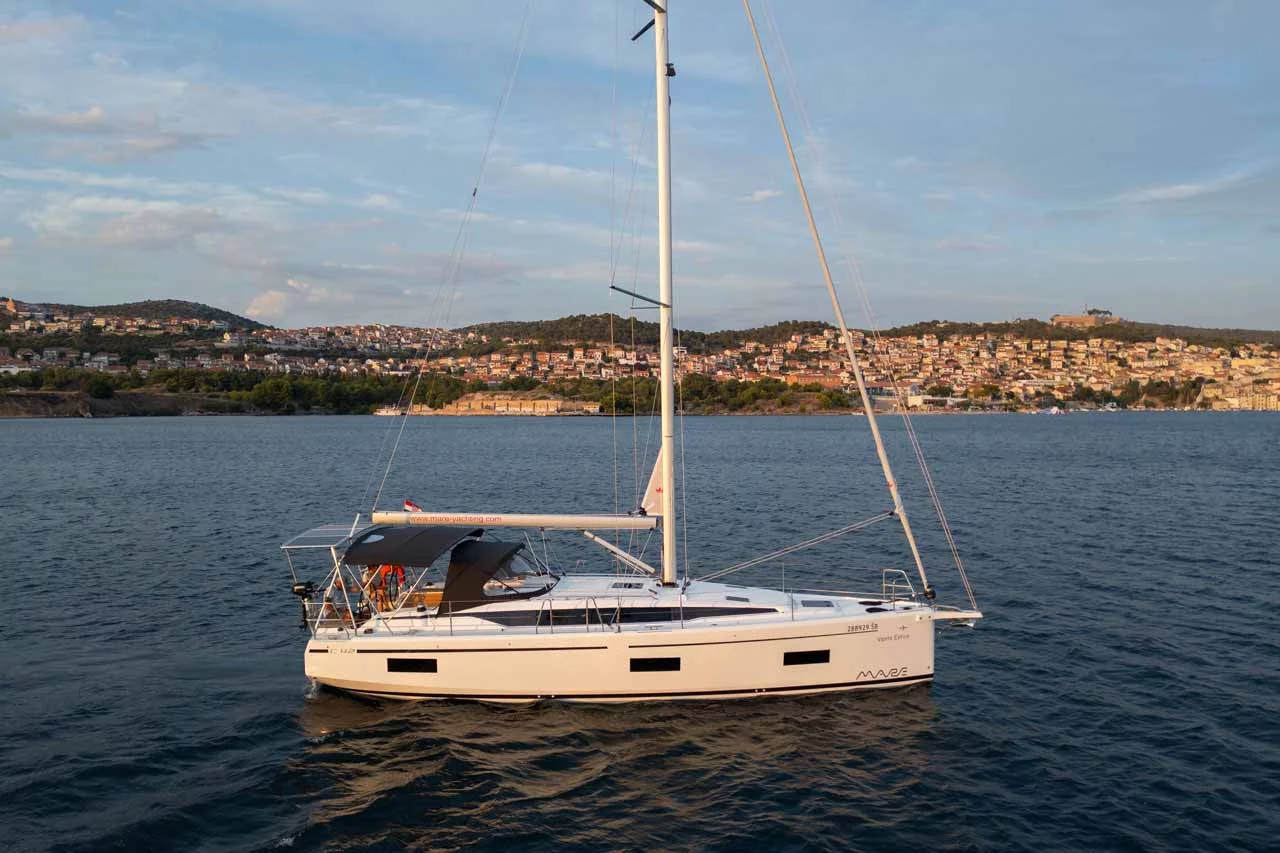 Bavaria C42 (Vento Estivo)  - 2