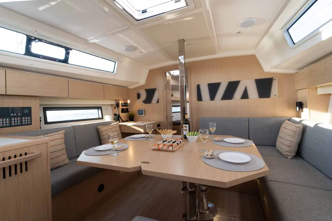 Bavaria C42 (Vento Estivo)  - 21