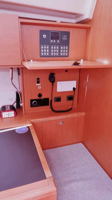 Bavaria C50 Style - 5 + 1 cab. (Juana)  - 10