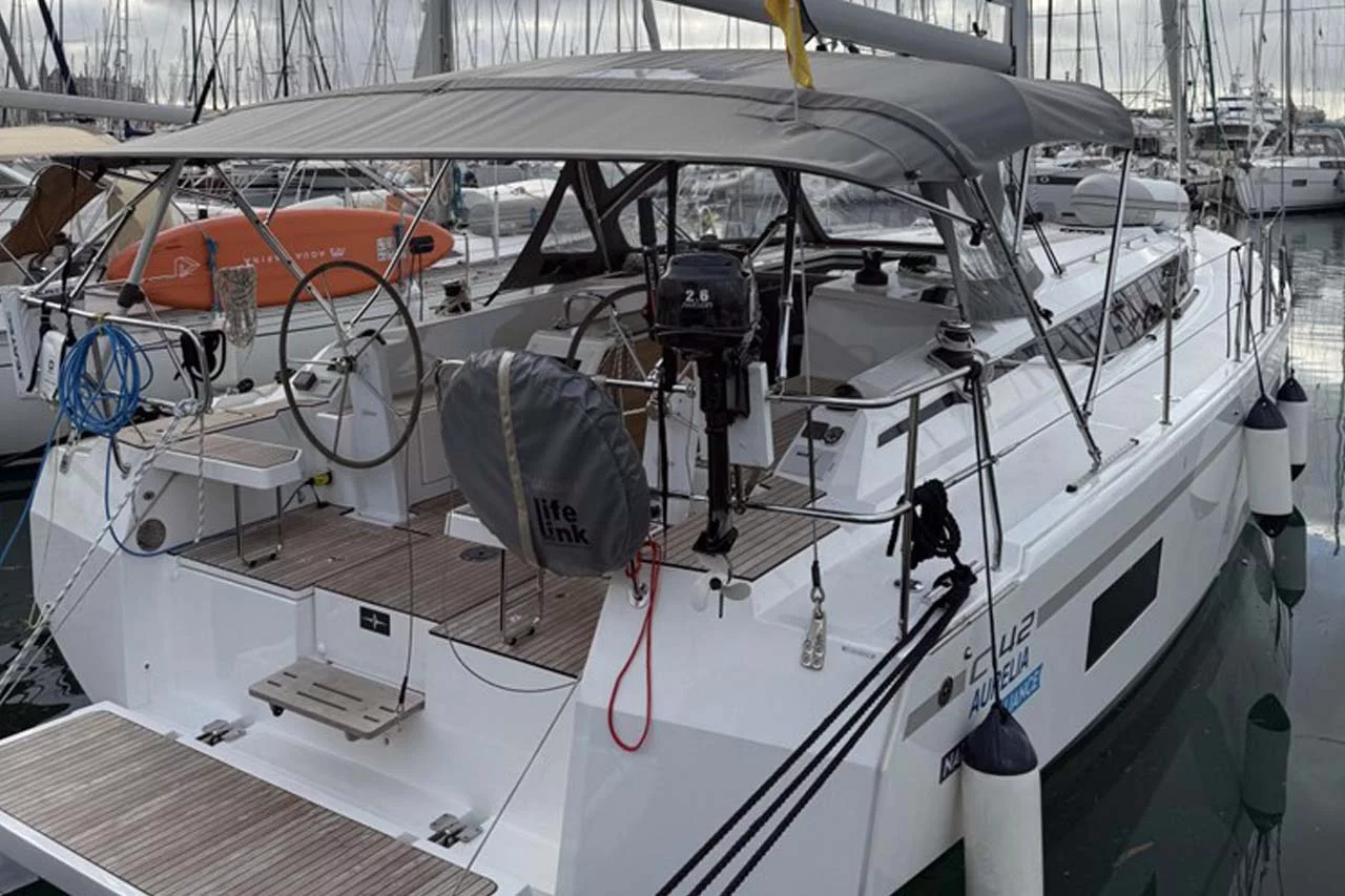 Bavaria C42 Style (Aurelia)  - 0