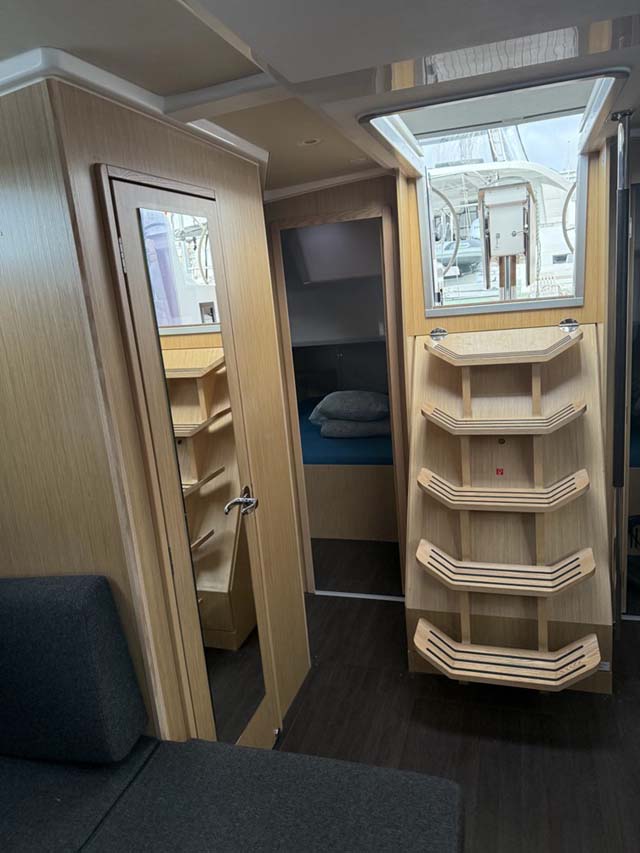 Photo #11 - Bavaria C42 Style (Aurelia) in Palma - 38777