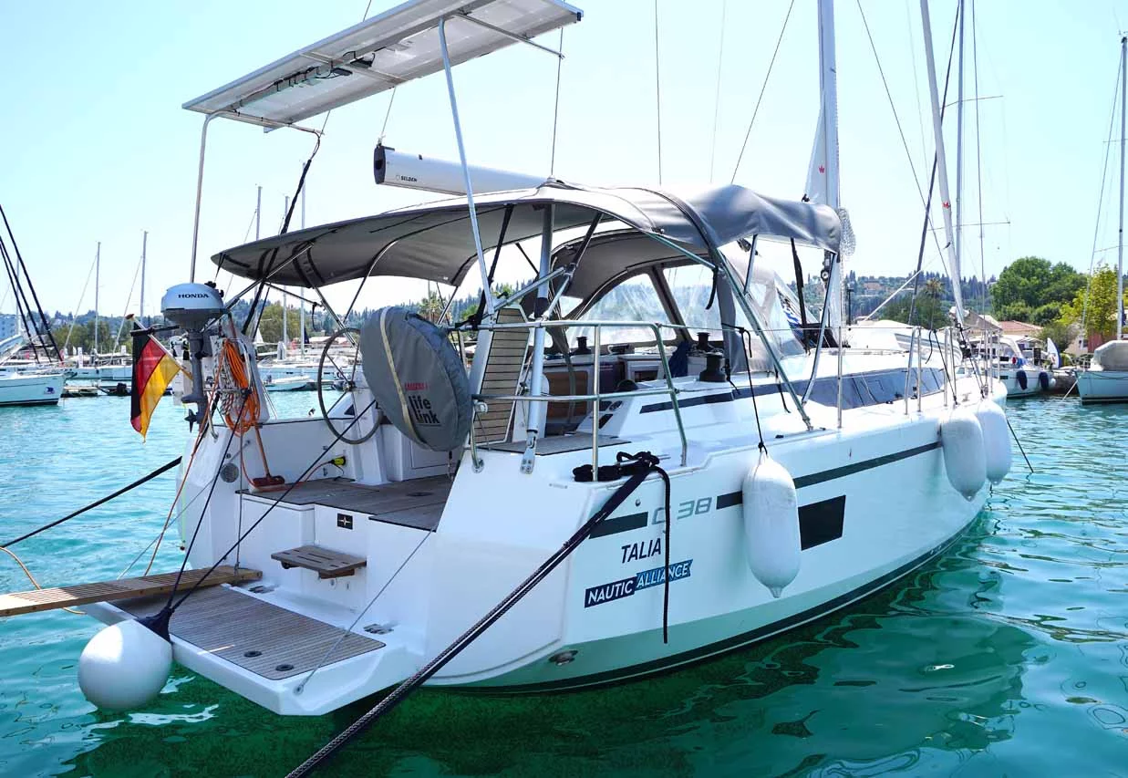 Bavaria C38 (Talia)  - 0