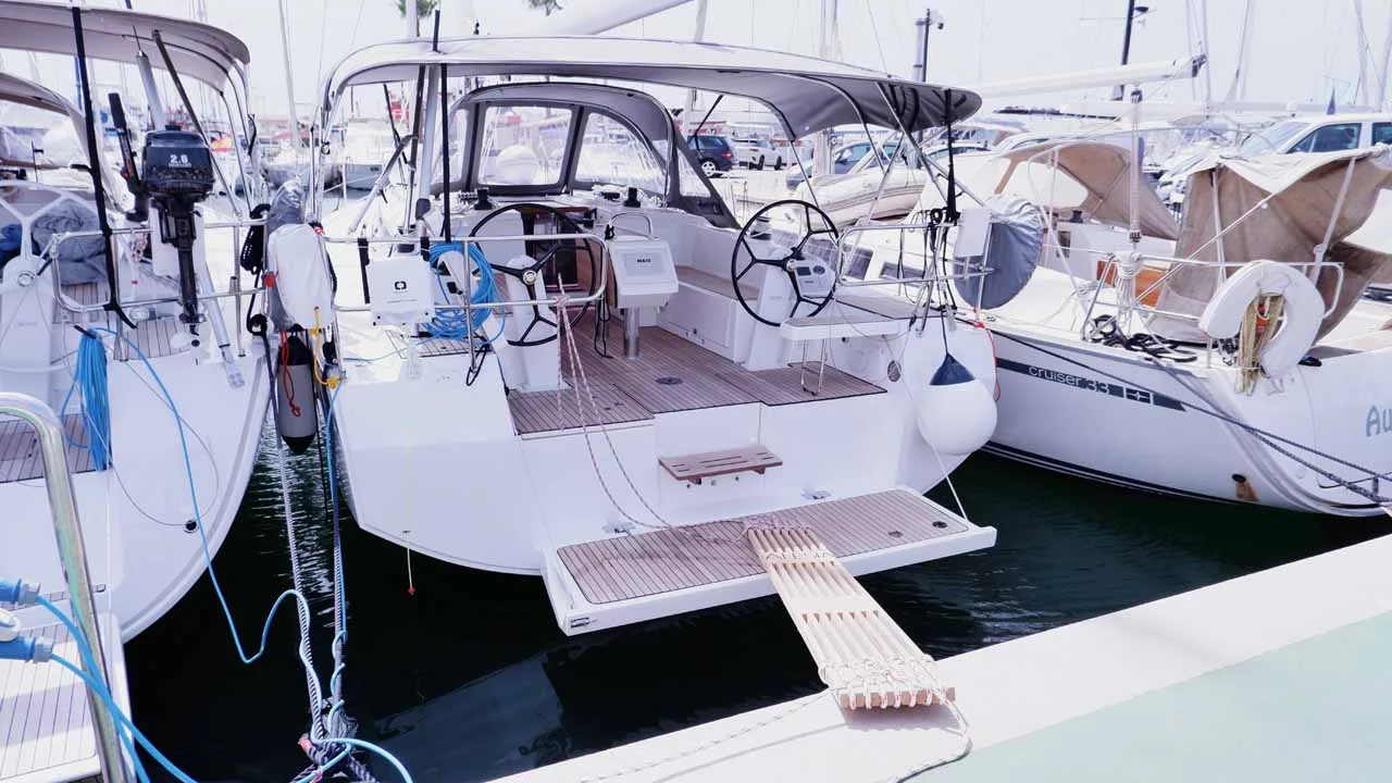 Bavaria C38 (Alesia)  - 0