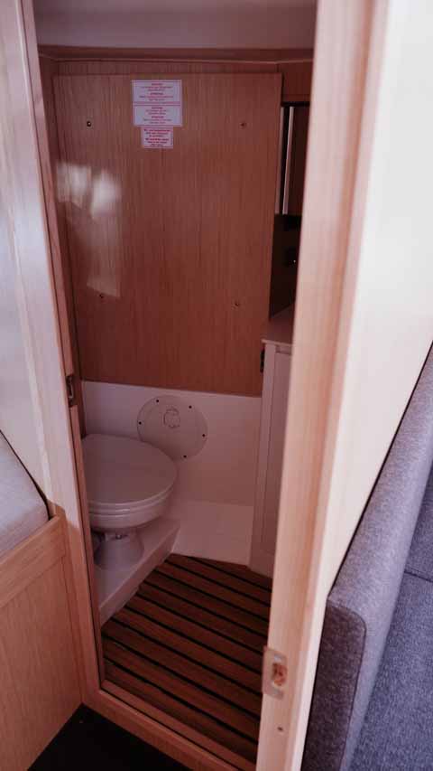 Photo #12 - Bavaria C38 (Alesia) en Palma - 38780