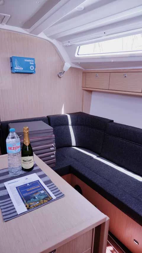 Bavaria Cruiser 37 - 3 cab. (Paloma)  - 9