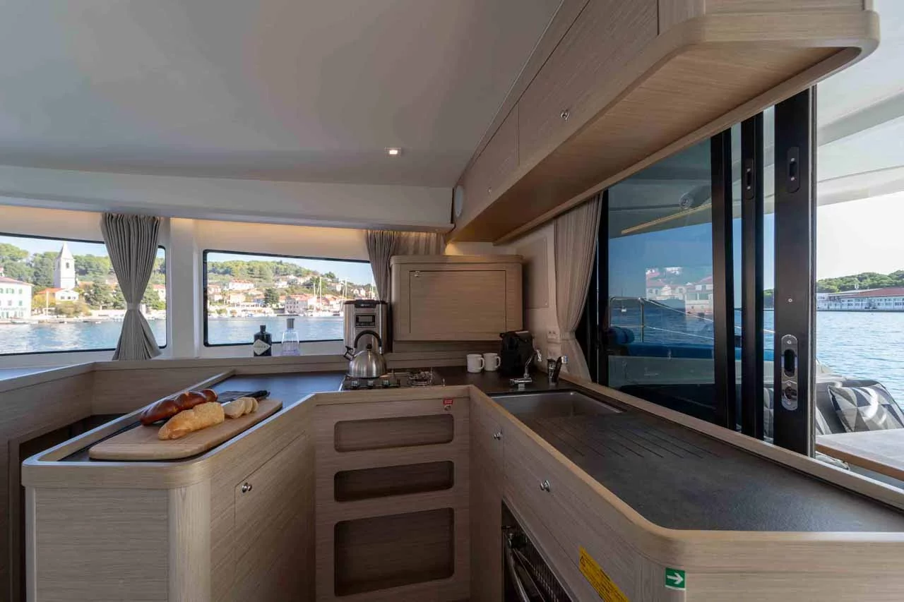 Lagoon 42 - 4 + 2 cab. (Mare Sunce)  - 22
