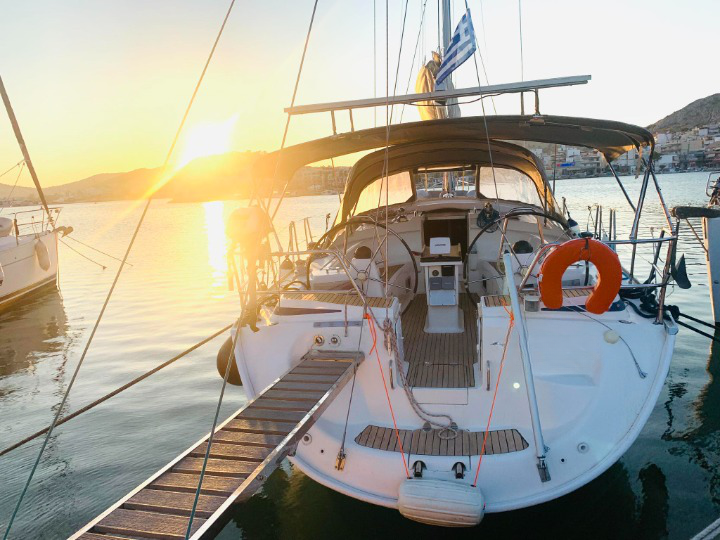 Photo #3 - Bavaria 42 Cruiser (Okeanis) en Salamina - 38816