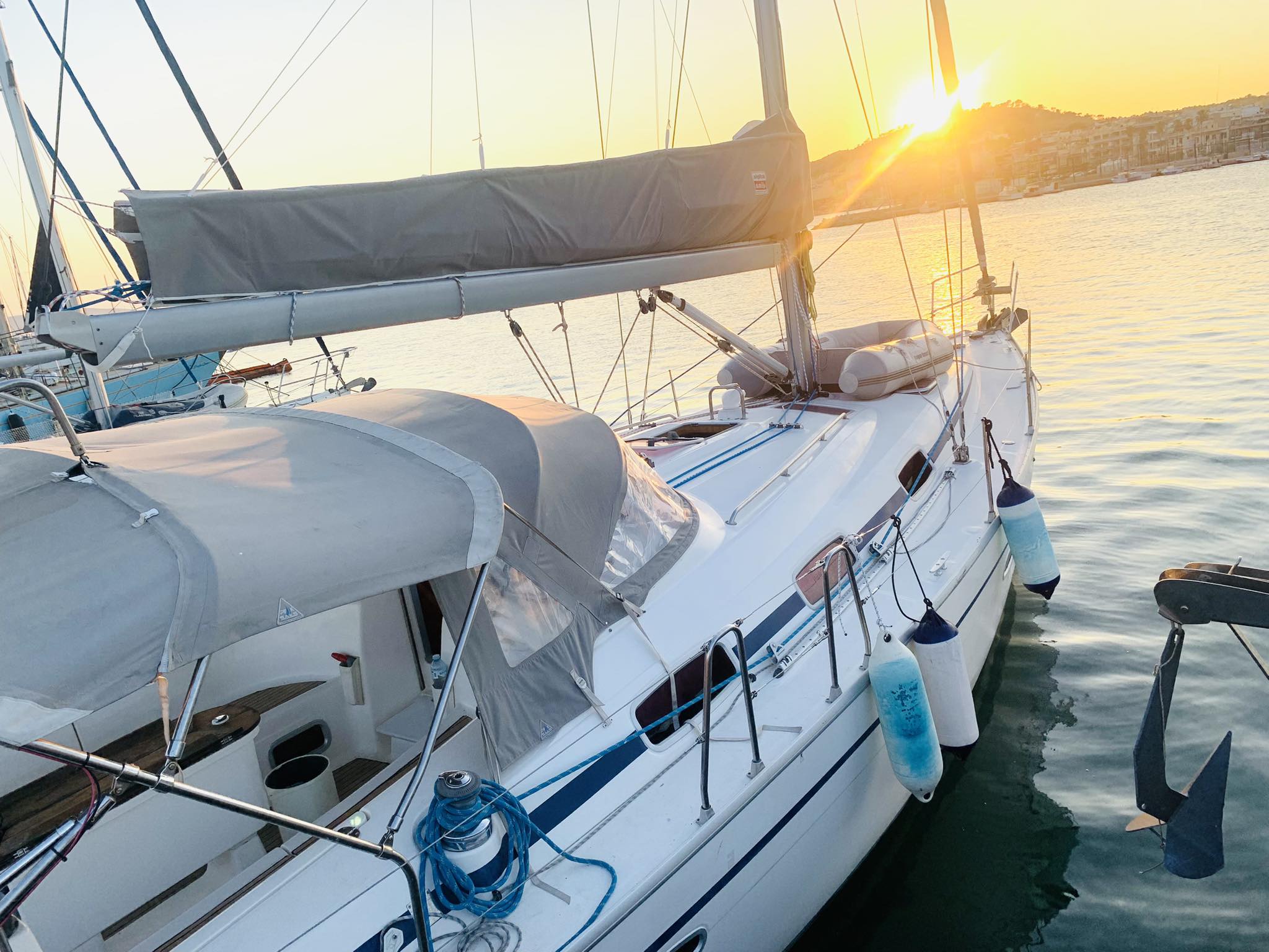 Photo #7 - Bavaria 42 Cruiser (Okeanis) en Salamina - 38816