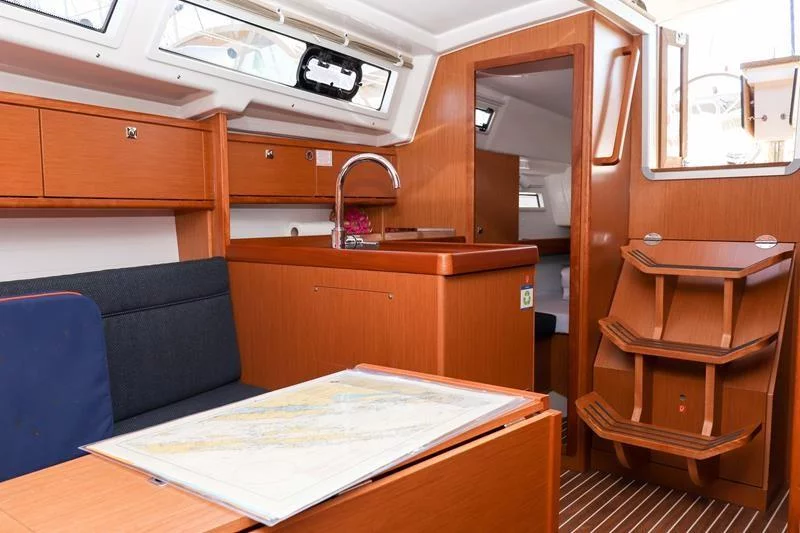 Bavaria Cruiser 34 (Aria)  - 7