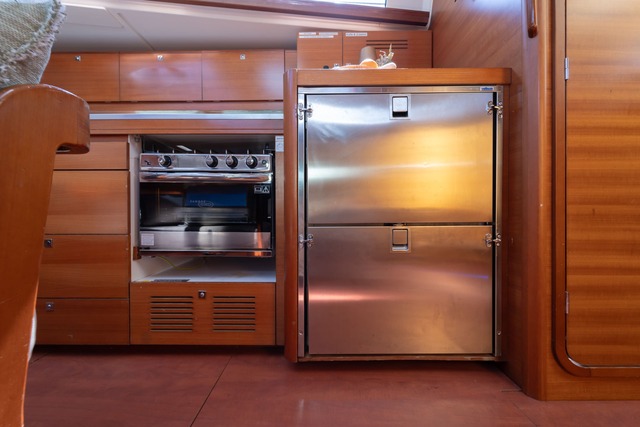 Dufour 460 GL — photo 17