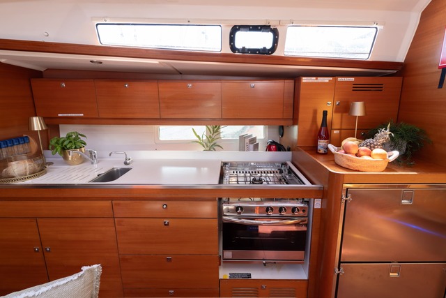 Dufour 460 GL — photo 18