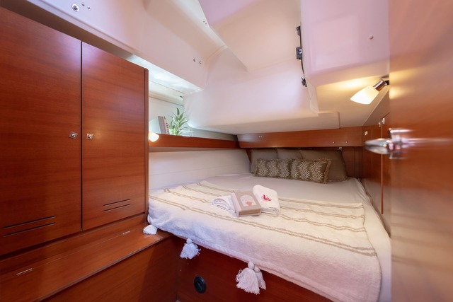 Dufour 460 GL — photo 19