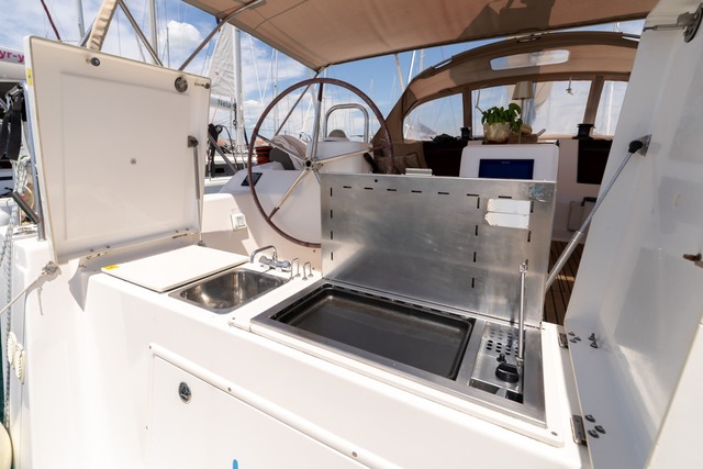 Dufour 460 GL — photo 24